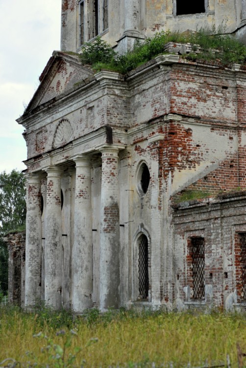 Церковь Троицы Живоначальной (Михаила Архангела), Кузнецово (Рамешковский район, Тверская область). архитектурные детали