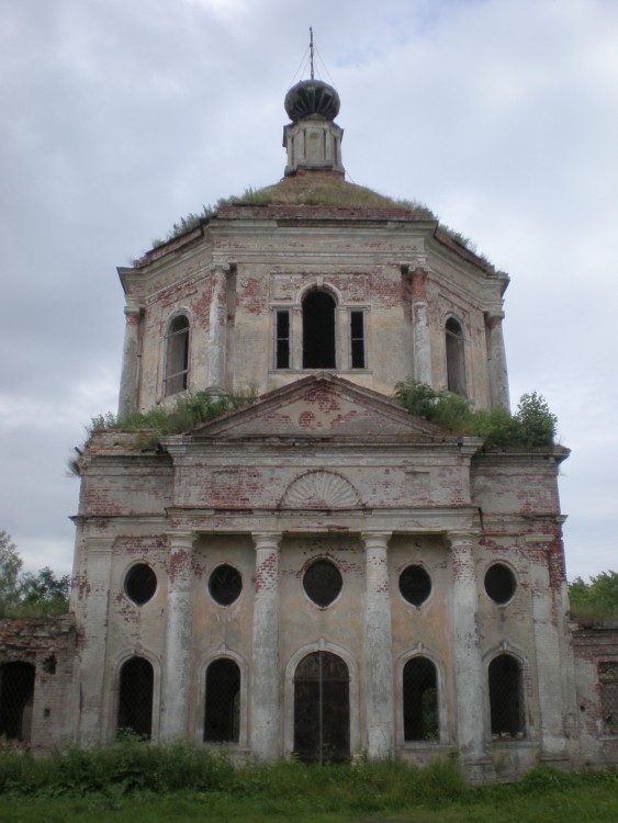 Церковь Троицы Живоначальной (Михаила Архангела), Кузнецово (Рамешковский район, Тверская область). архитектурные детали