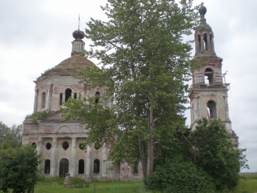 Кузнецово. Церковь Троицы Живоначальной (Михаила Архангела). фасады