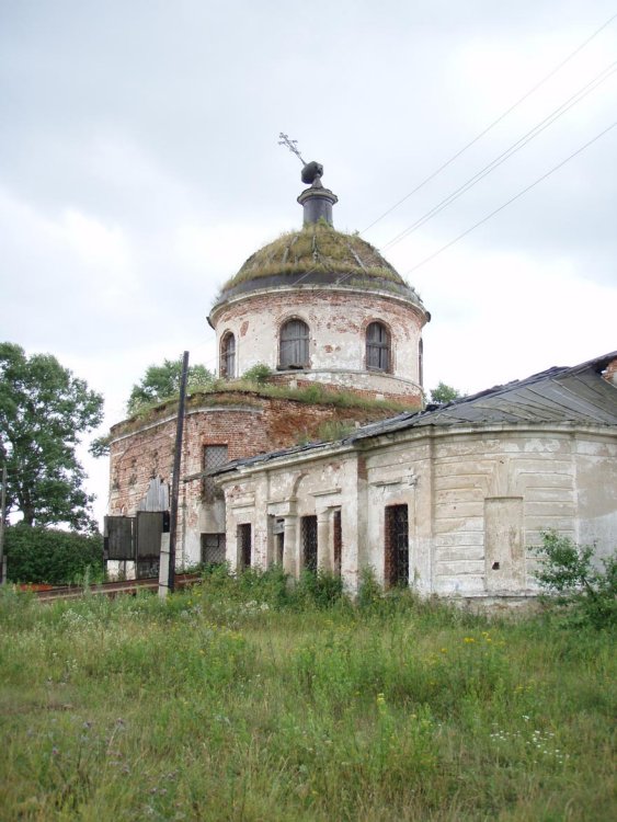 Церковь Троицы Живоначальной, Нестерово (Калининский район, Тверская область). фасады