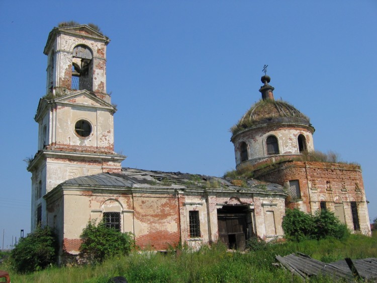 Нестерово. Церковь Троицы Живоначальной. фасады