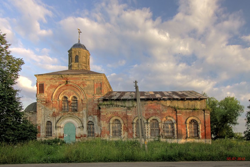 Нововасильевское. Церковь Покрова Пресвятой Богородицы. фасады