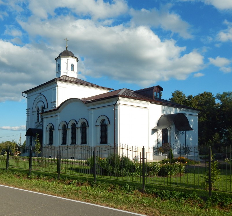 Церковь Покрова Пресвятой Богородицы, Нововасильевское (Лотошинский городской округ, Московская область). фасады