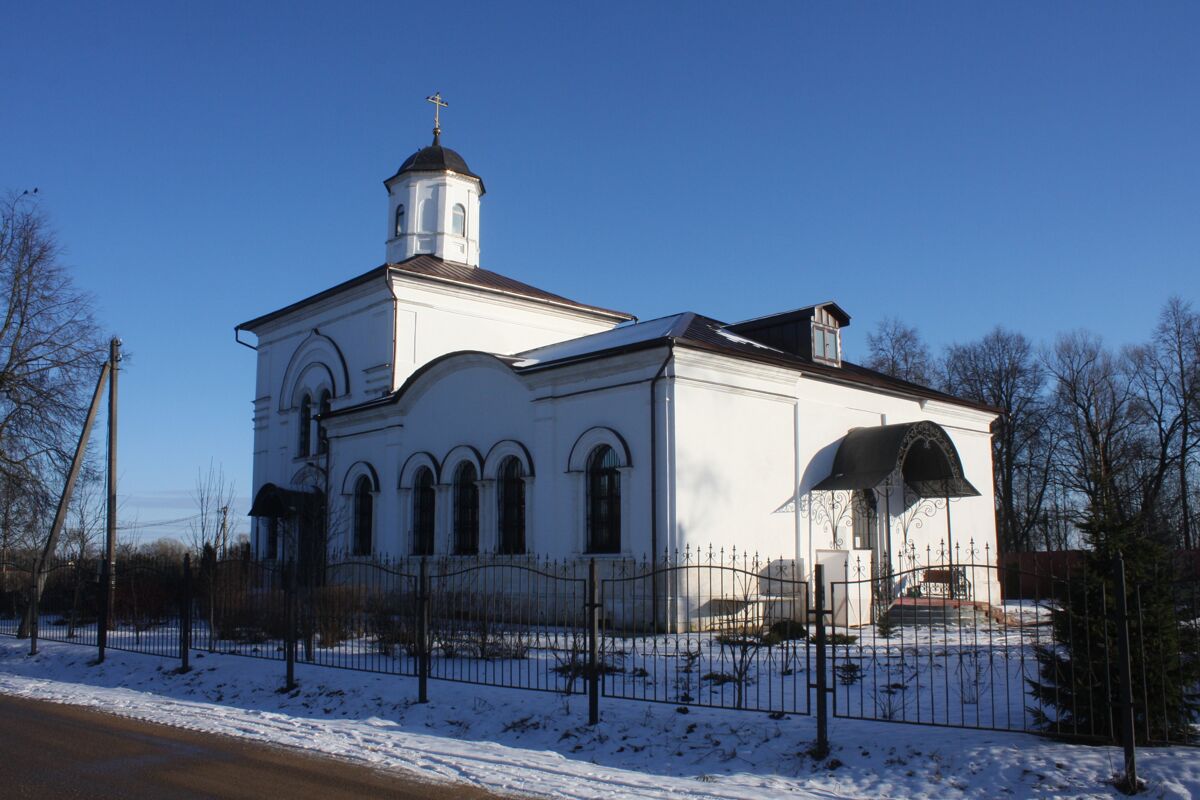 Церковь Покрова Пресвятой Богородицы, Нововасильевское (Лотошинский городской округ, Московская область). фасады