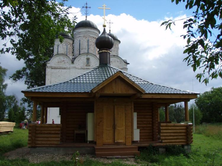 Церковь Успения Пресвятой Богородицы (новая), Микулино (Лотошинский городской округ, Московская область). фасады