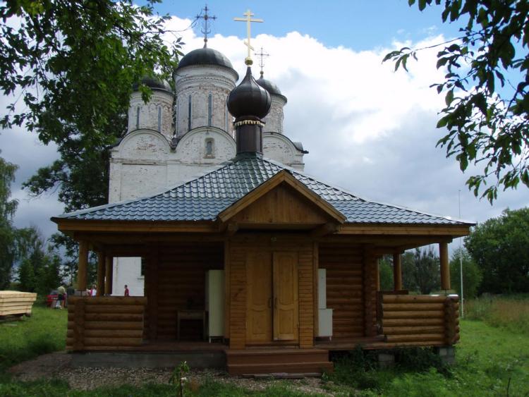 Микулино. Церковь Успения Пресвятой Богородицы (новая). фасады