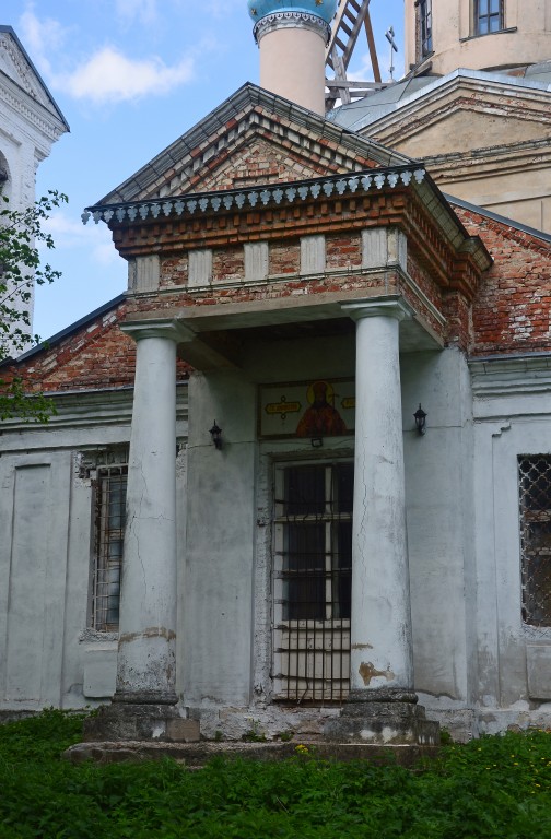 Церковь Покрова Пресвятой Богородицы, Покровское (Шестаковская с/а) (Волоколамский городской округ, Московская область). архитектурные детали