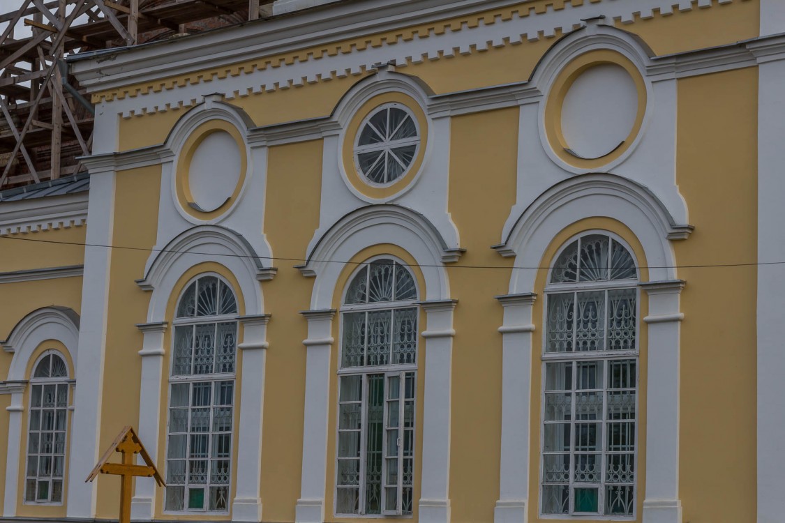 Церковь Николая Чудотворца, Козельск (Козельский район, Калужская область). архитектурные детали, Фрагмент фасада