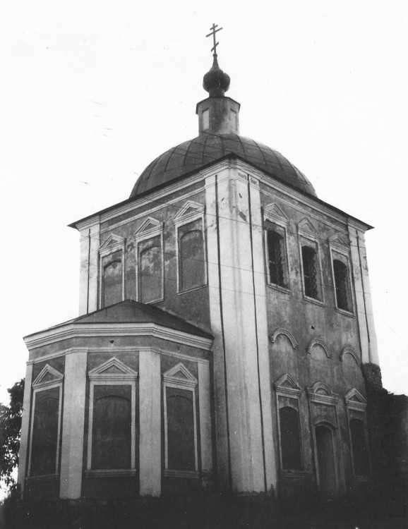 Козельск. Церковь Сошествия Святого Духа. фасады