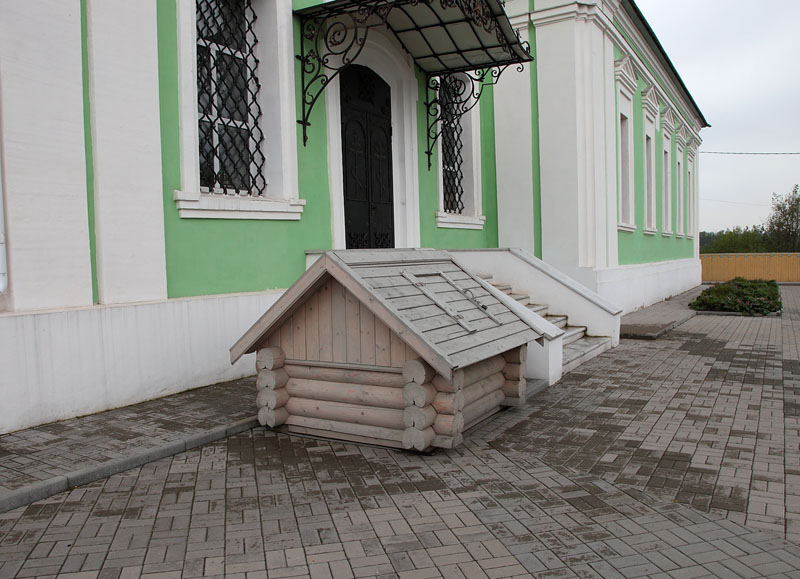 Церковь Сошествия Святого Духа, Козельск (Козельский район, Калужская область). архитектурные детали