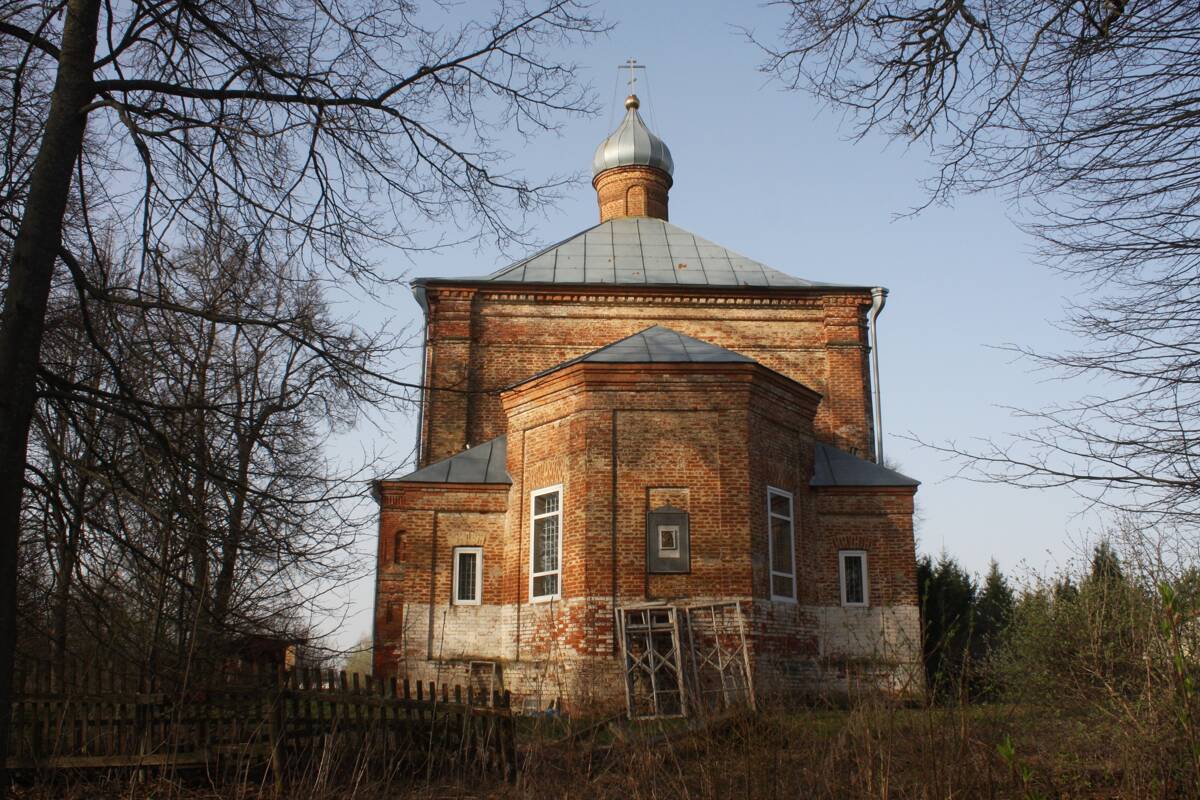 Церковь Введения во храм Пресвятой Богородицы, Верхнее Алопово (Перемышльский район, Калужская область). фасады