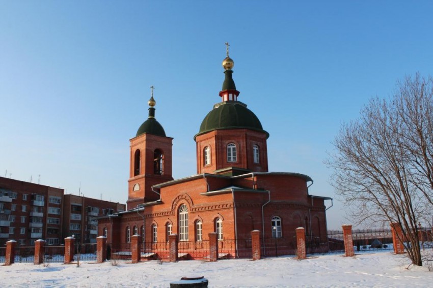 Воротынск, посёлок. Церковь Серафима Саровского. фасады, Вид с юго-востока