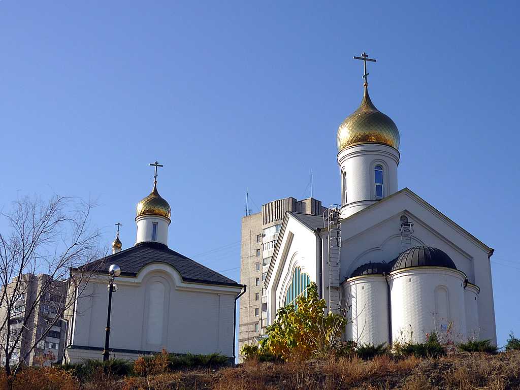 Церковь Сергия Радонежского, Волгоград (Волгоград, город, Волгоградская область). фасады, Вид с юго-восточной стороны.