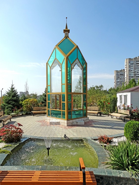 Церковь Сергия Радонежского, Волгоград (Волгоград, город, Волгоградская область). дополнительная информация, Водосвятная беседка