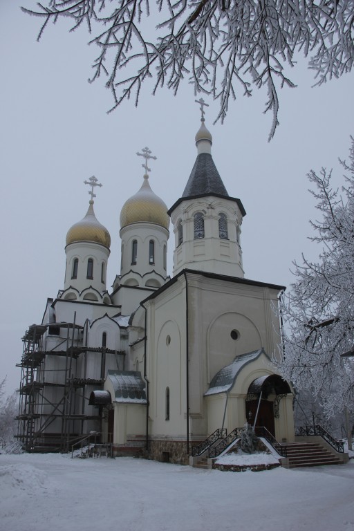 Волгоград. Церковь Спаса Преображения. фасады