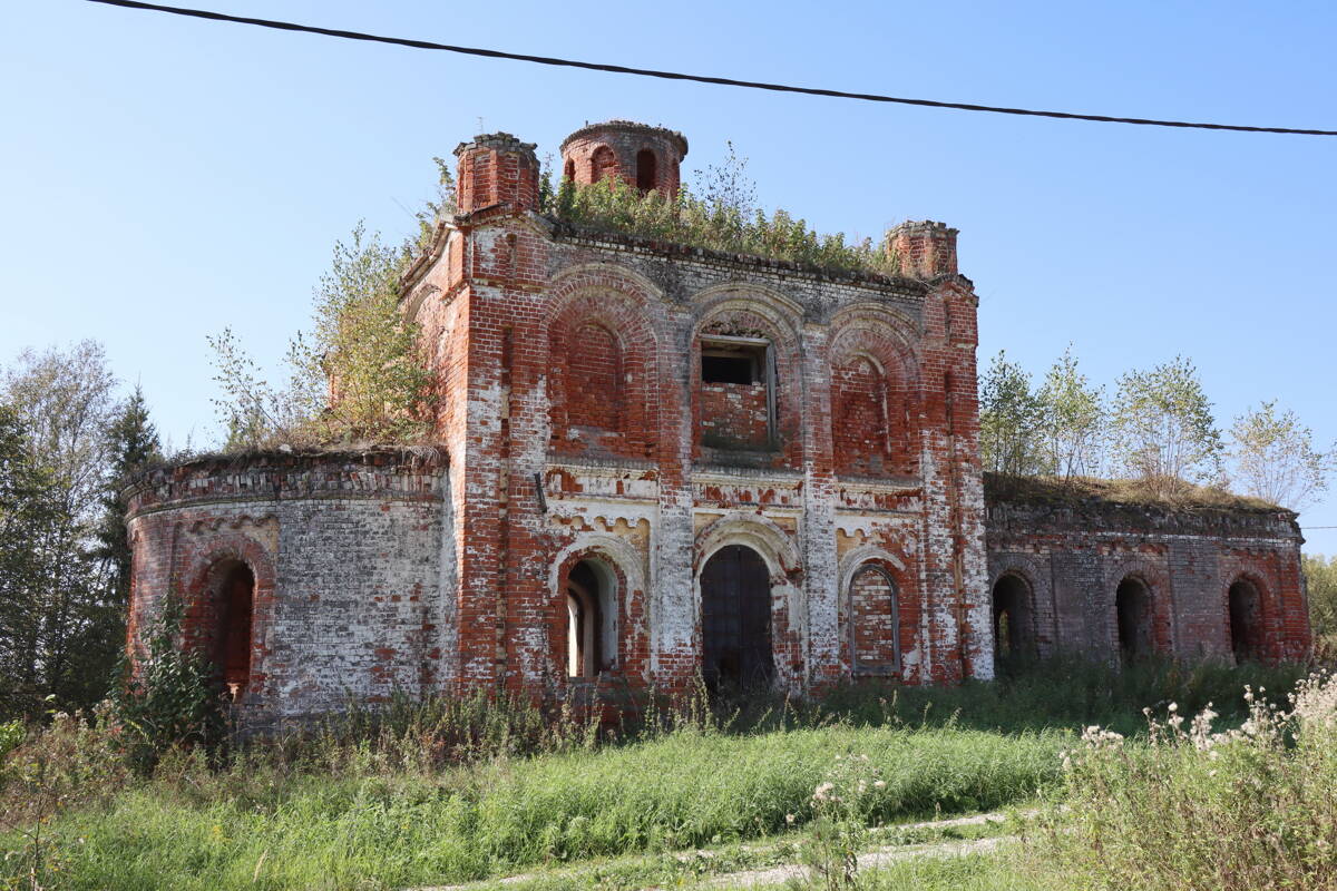 Церковь Николая Чудотворца, Никольское (Александровский район, Владимирская область). общий вид в ландшафте, Вид с севера