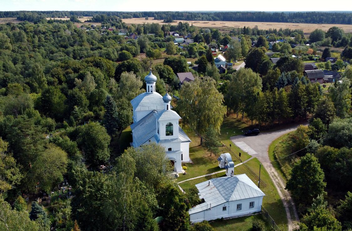 Церковь Вознесения Господня, Тархово (Клинский городской округ, Московская область). общий вид в ландшафте