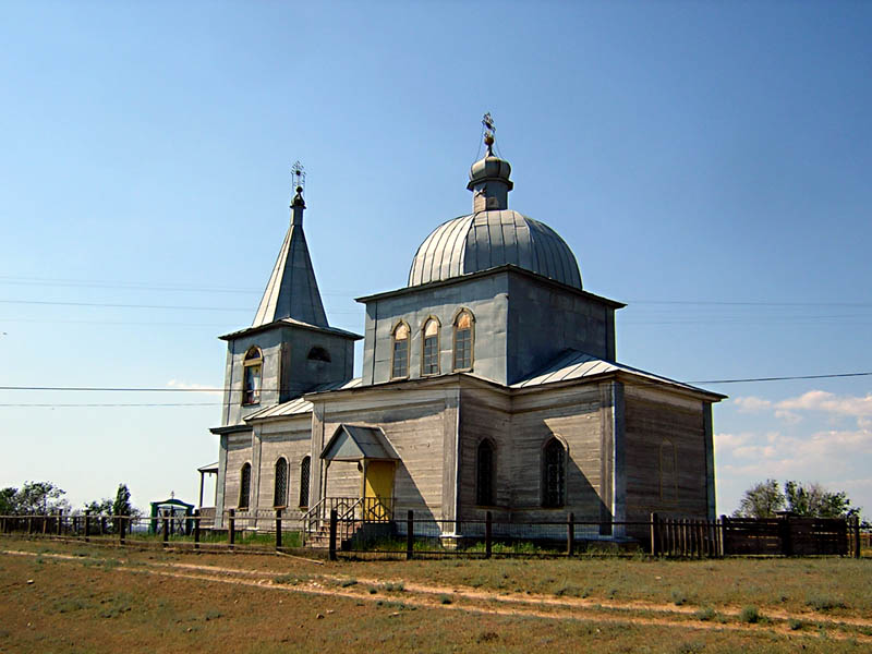 Церковь Михаила Архангела, Пироговка (Ахтубинский район, Астраханская область). общий вид в ландшафте
