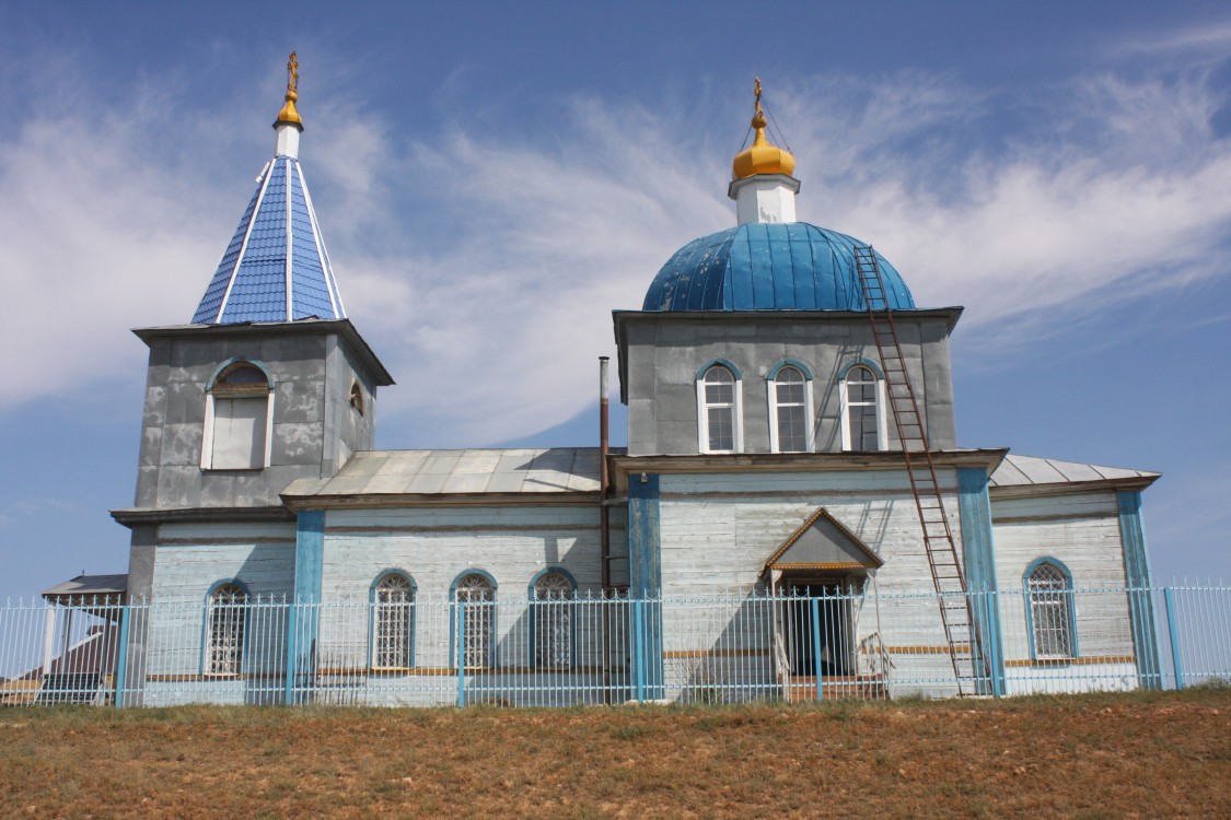 Церковь Михаила Архангела, Пироговка (Ахтубинский район, Астраханская область). фасады
