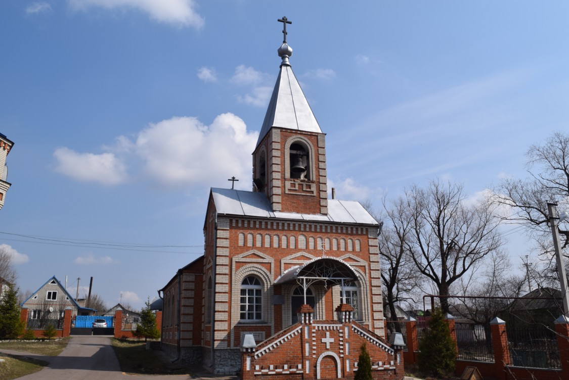 Церковь Параскевы Пятницы, Каменка (Каменский район, Воронежская область). фасады