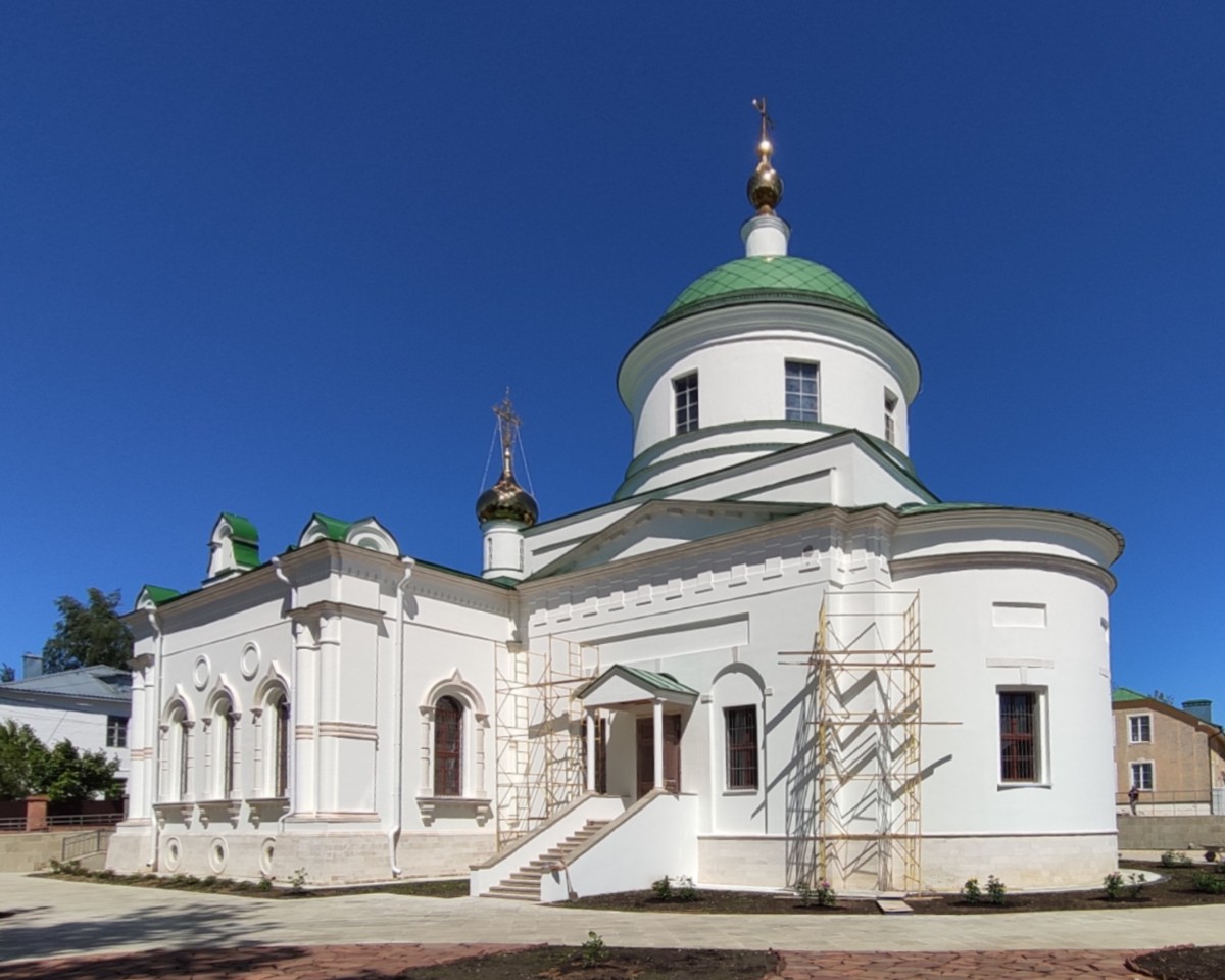 Церковь Петра и Павла (Троицы Живоначальной), Новопетровское (Истринский городской округ и ЗАТО Восход, Московская область). фасады
