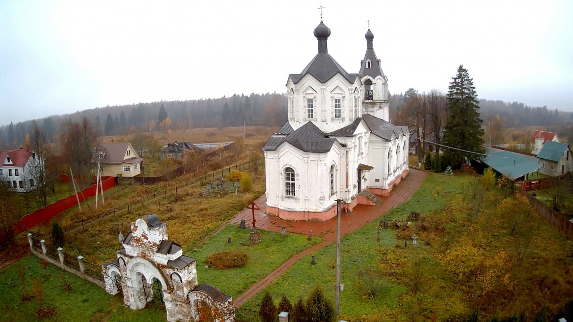 Амельфино. Церковь Николая Чудотворца. фасады