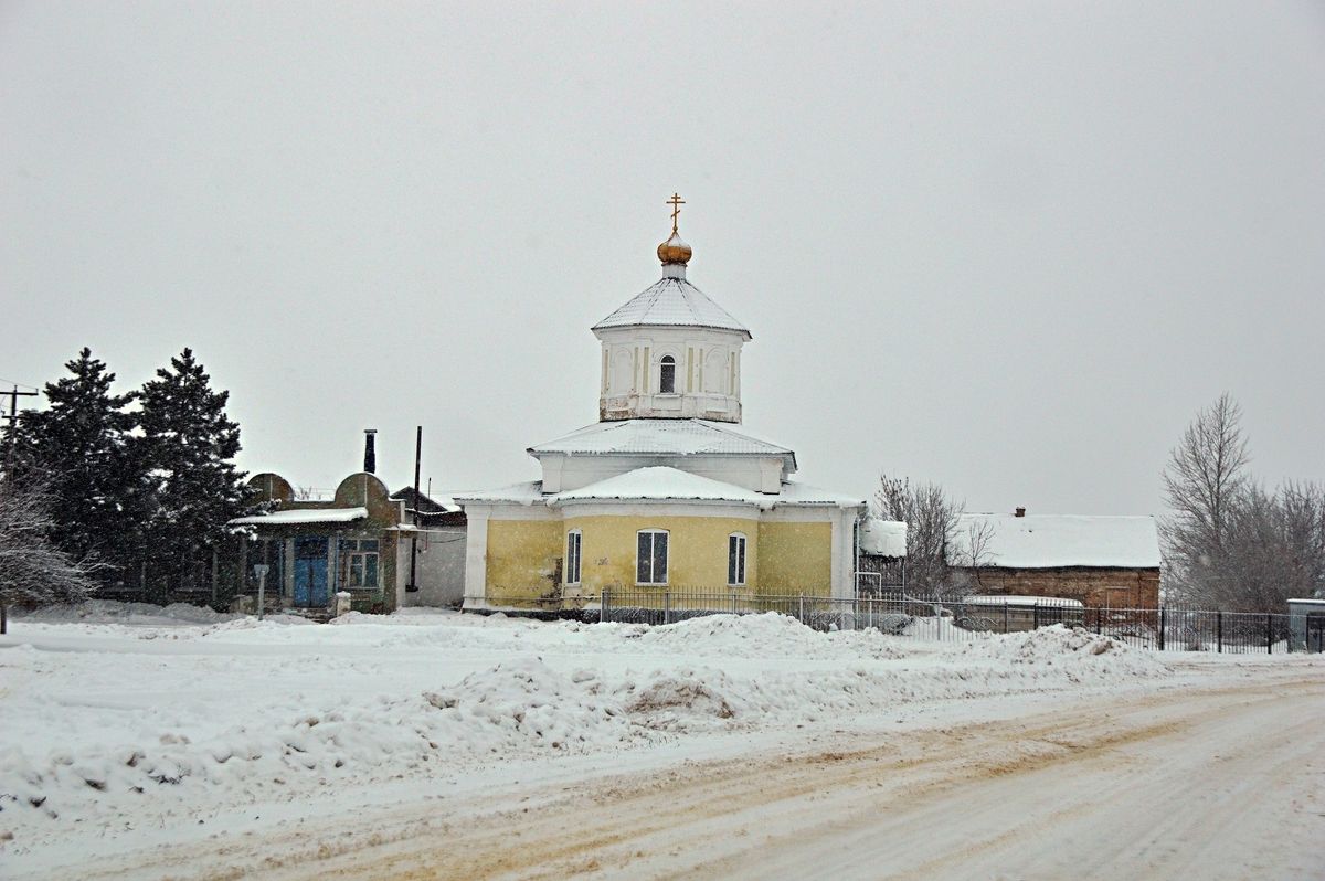 Вид на апсиду. , фасады. Церковь Троицы Живоначальной, Сончино (Каменский район, Воронежская область)
