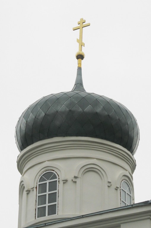 Бутырки. Церковь Михаила Архангела. архитектурные детали, Купол главного объема храма