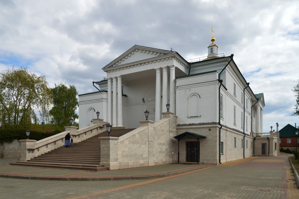Елец. Знаменский монастырь. Собор иконы Божией Матери 