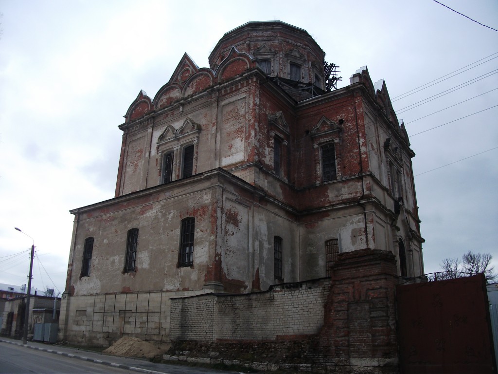 Елец. Церковь Покрова Пресвятой Богородицы. фасады