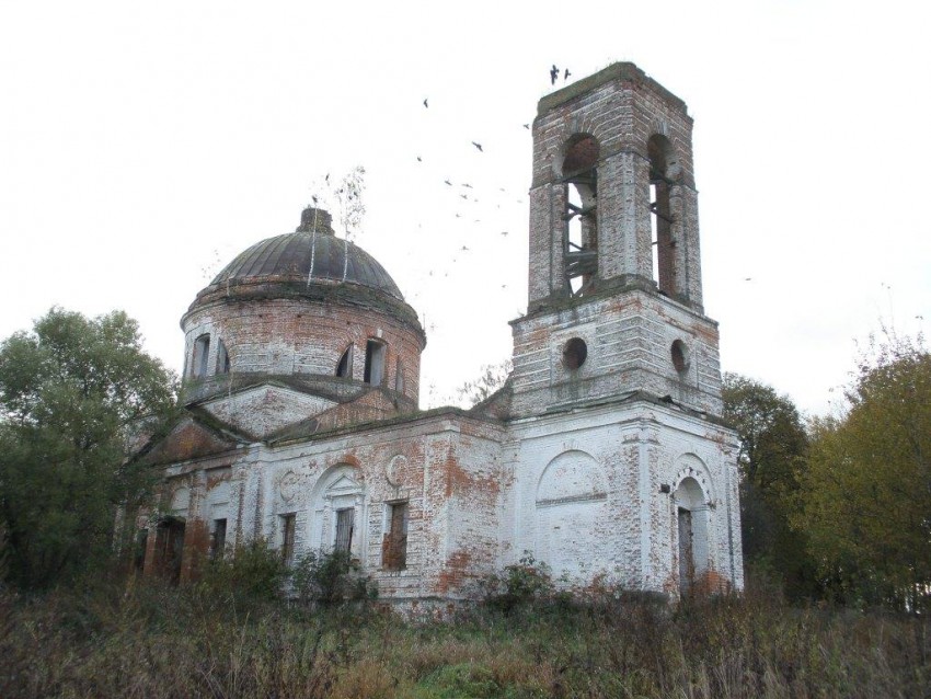 Церковь Феодоровской иконы Божией Матери, Лукьяново (Малоярославецкий район, Калужская область). документальные фотографии, Вид с северо-запада