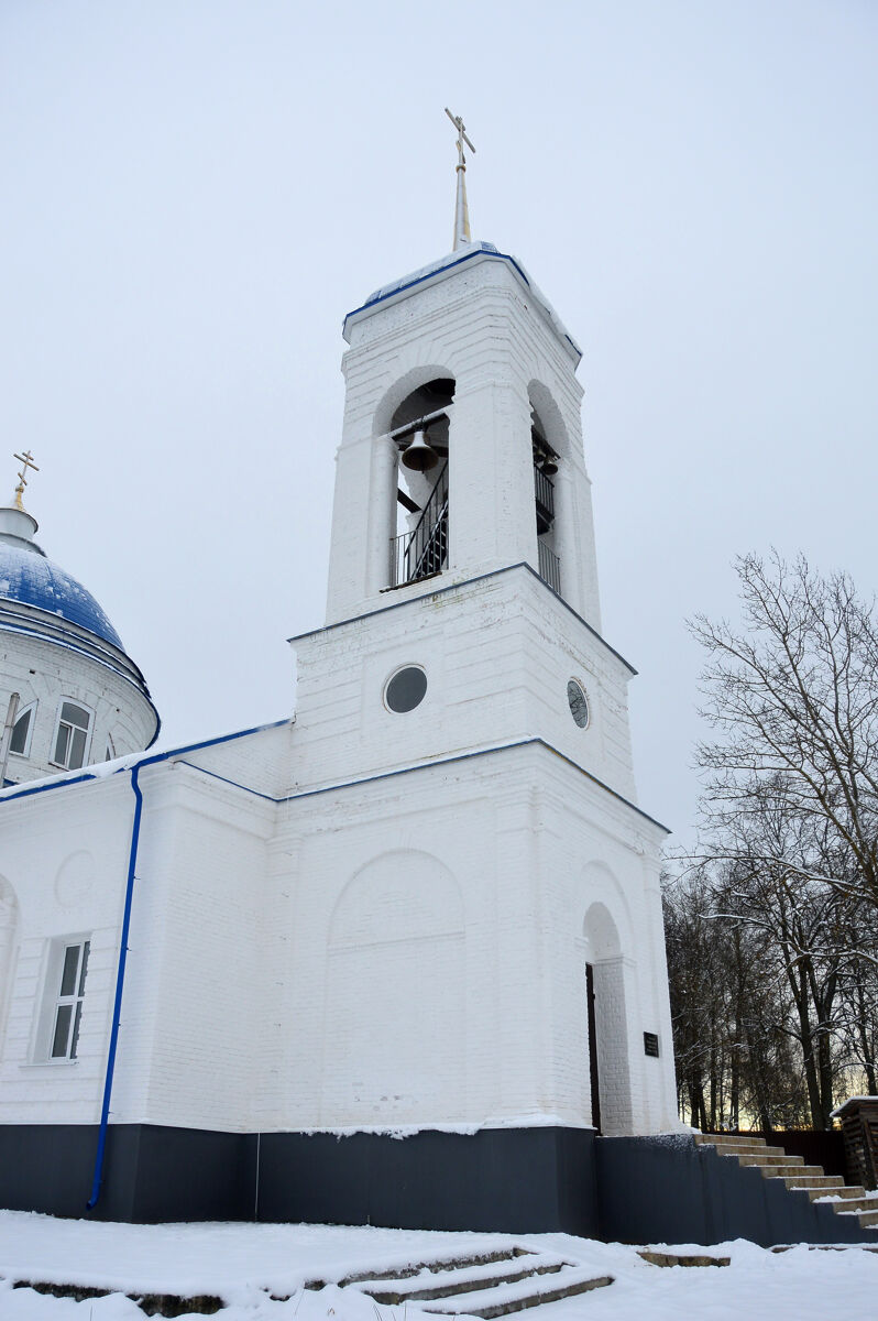 Церковь Феодоровской иконы Божией Матери, Лукьяново (Малоярославецкий район, Калужская область). архитектурные детали