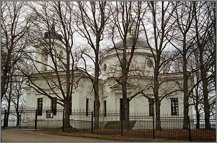 Церковь Спаса Нерукотворного Образа, Иславское (Одинцовский городской округ и ЗАТО Власиха, Краснознаменск, Московская область). фасады