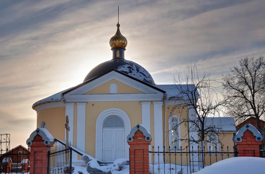 Церковь Николая, царя-мученика, Знаменское (Денисьево) (Одинцовский городской округ и ЗАТО Власиха, Краснознаменск, Московская область). фасады