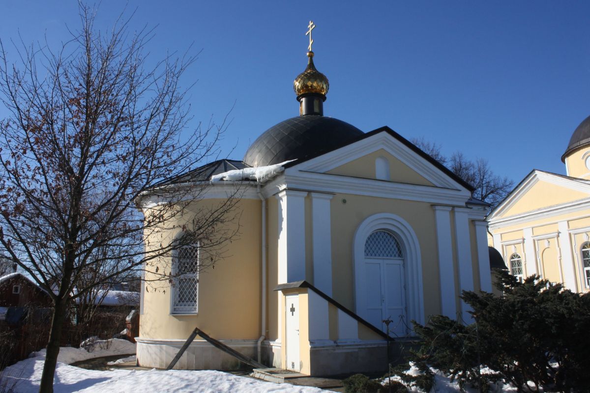 Знаменское (Денисьево). Церковь Николая, царя-мученика. фасады