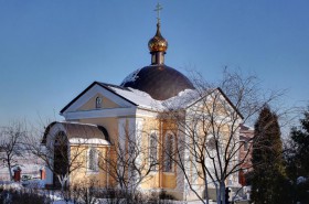 Знаменское (Денисьево). Церковь Николая, царя-мученика