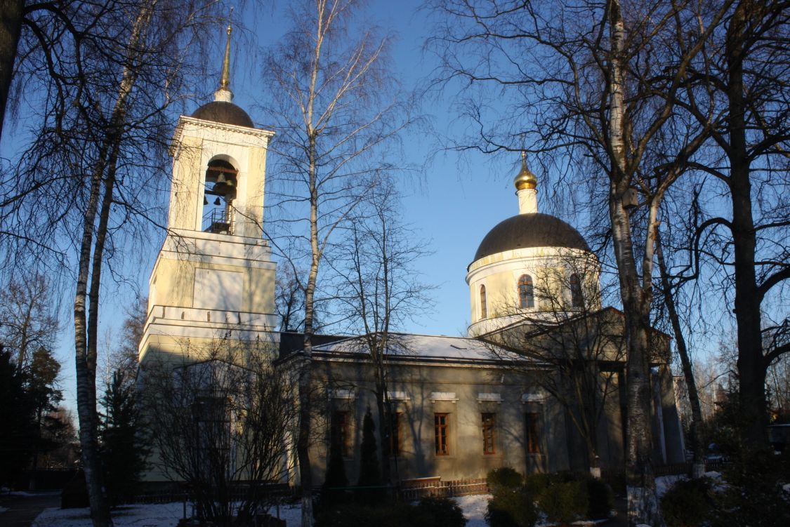Церковь Троицы Живоначальной, Назарьево (Одинцовский городской округ и ЗАТО Власиха, Краснознаменск, Московская область). фасады