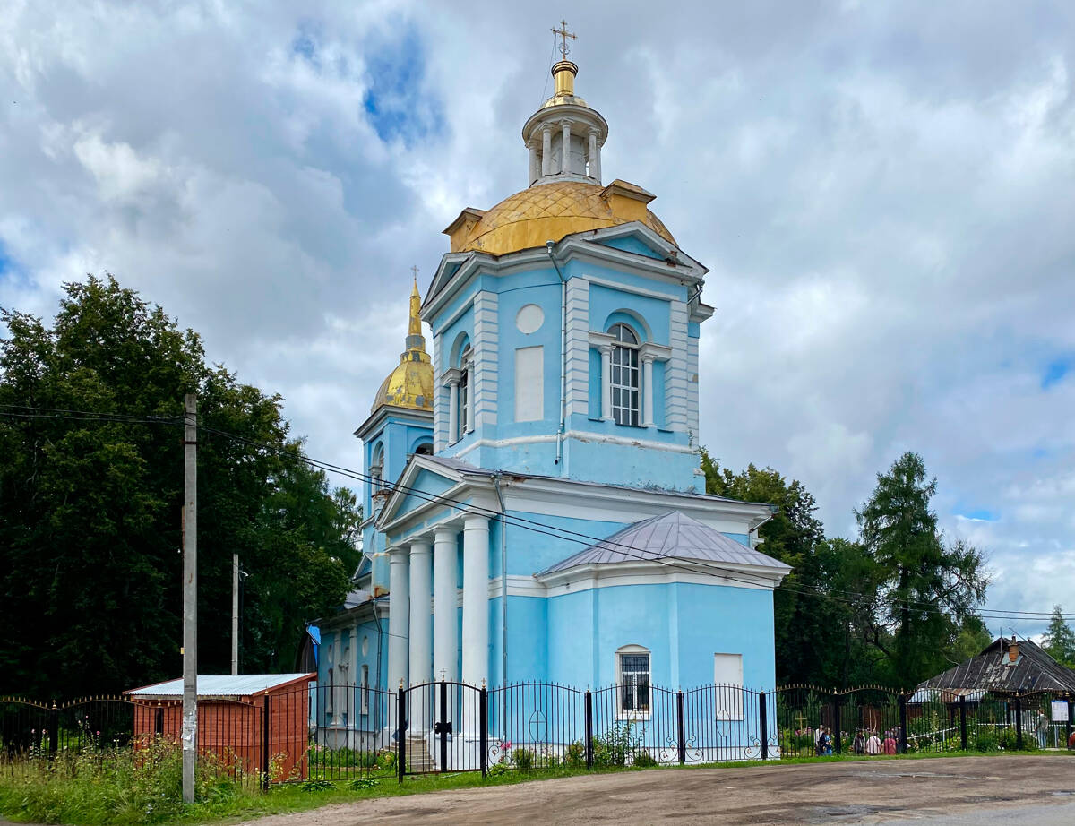 Церковь Рождества Пресвятой Богородицы, Поречье (Можайский городской округ, Московская область). фасады, Вид с юго-востока