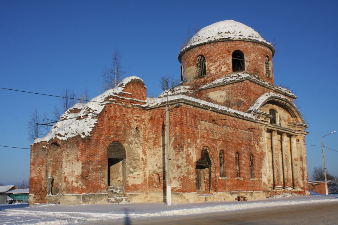 Церковь Троицы Живоначальной, Болычево (Волоколамский городской округ, Московская область). фасады