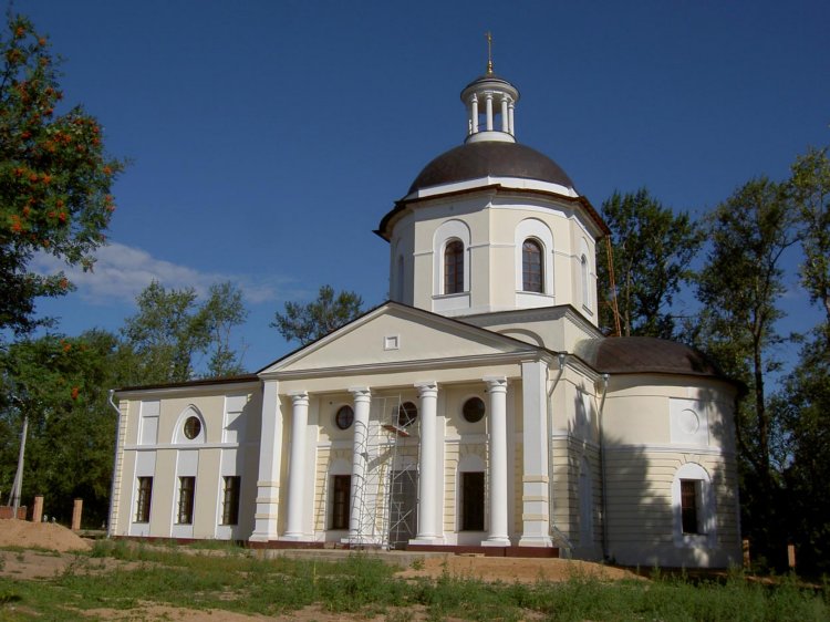 Большое Тёсово. Церковь Димитрия Солунского. фасады