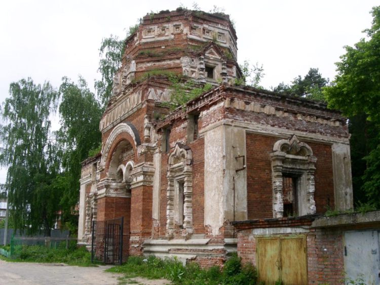 Церковь Спаса Нерукотворного Образа, Серпухов (Серпуховский городской округ и гг. Протвино, Пущино, Московская область). архитектурные детали, Часовня. Вид с юго-востока