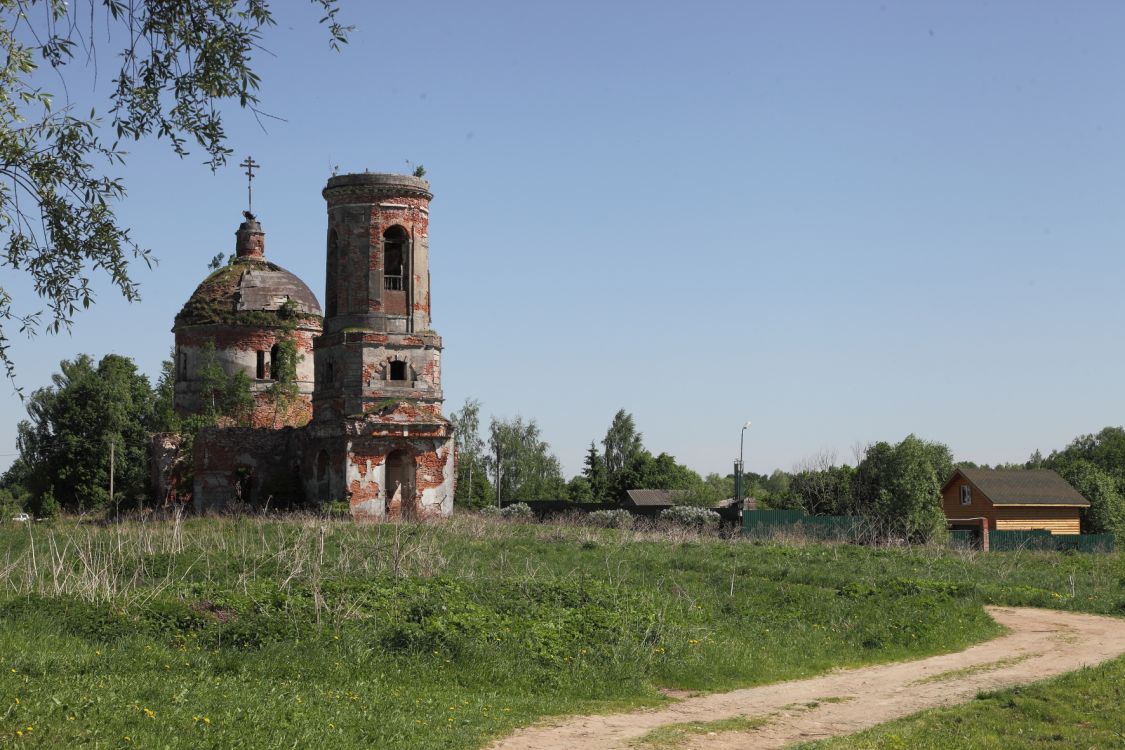 Церковь Казанской иконы Божией Матери, Дунино (Медынский район, Калужская область). общий вид в ландшафте