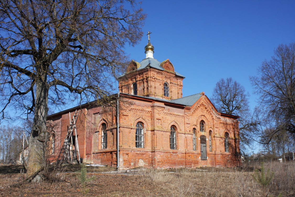 Кременское. Церковь Воскресения Христова (новая). фасады