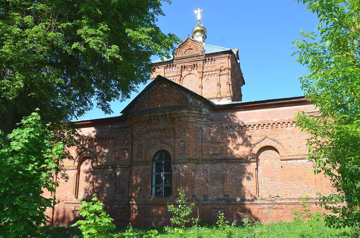 Восточный фасад, фасады. Церковь Воскресения Христова (новая), Кременское (Медынский район, Калужская область)