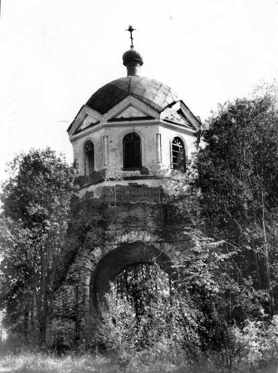 Церковь Илии Пророка (старая), Передел (Юдино) (Медынский район, Калужская область). фасады