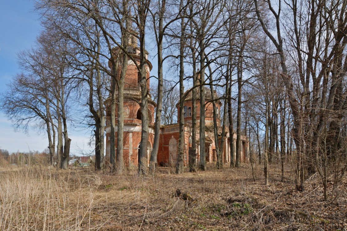Церковь Печерской иконы Божией Матери, Прудки (Медынский район, Калужская область). фасады, Общий вид с юго-запада