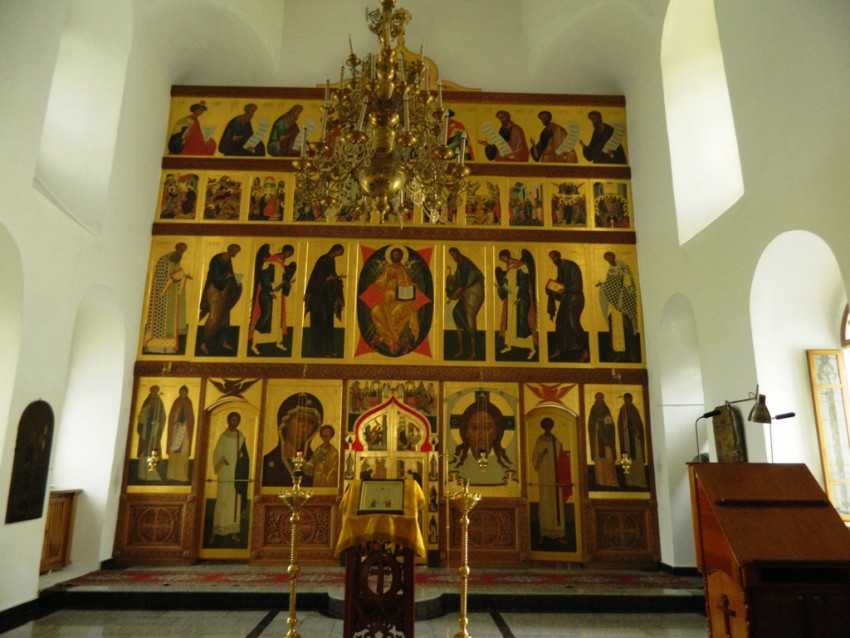 Богородице-Алексиевский монастырь. Церковь Казанской иконы Божией Матери, Томск (Томск, город, Томская область). интерьер и убранство, Иконостас главного объёма