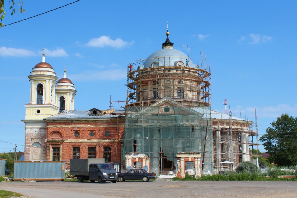 Церковь Сошествия Святого Духа, Шкинь (Коломенский городской округ, Московская область). фасады, Активная реставрация фасада церкви