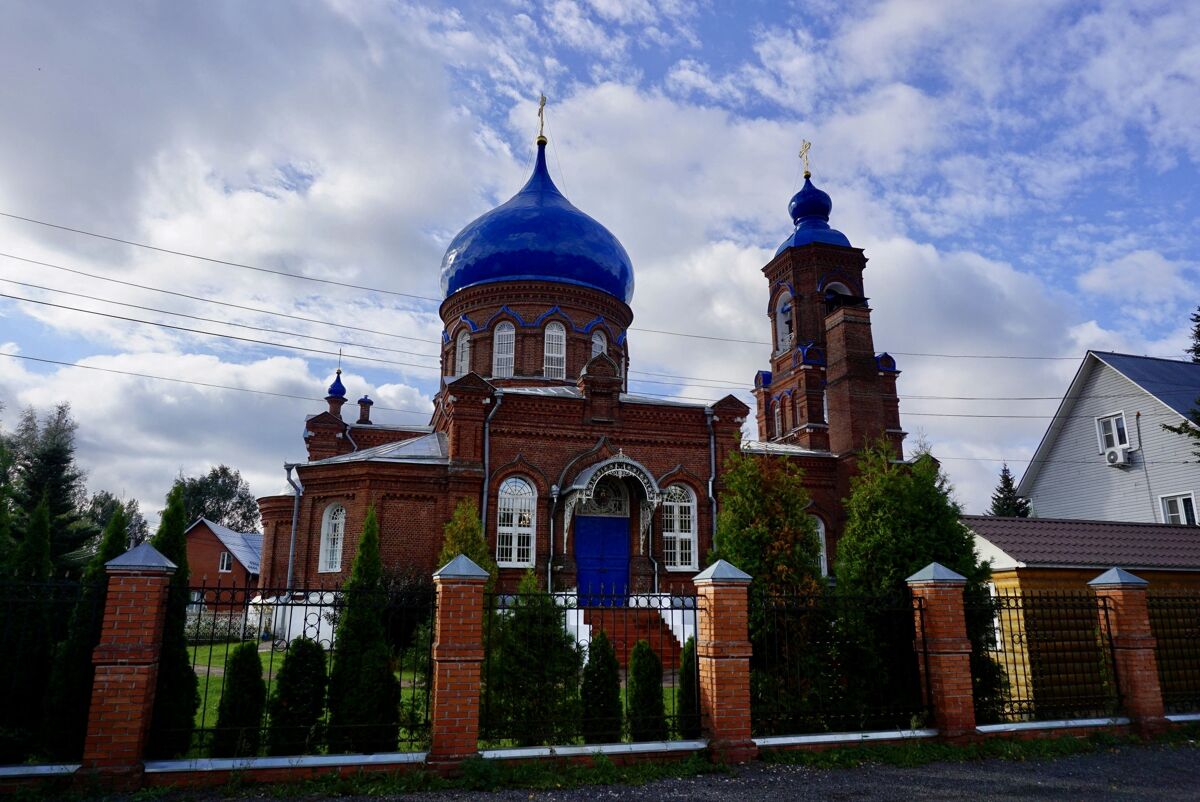 Церковь Покрова Пресвятой Богородицы, Игумново (Раменский район и гг. Бронницы, Жуковский, Московская область). фасады