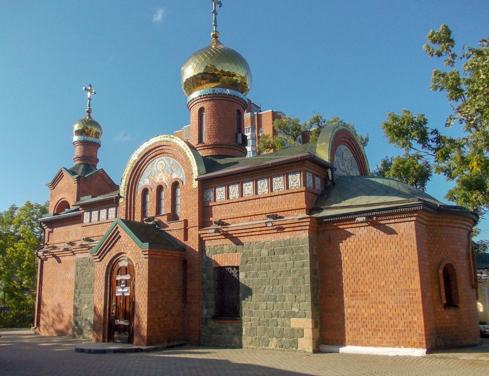 Владивосток. Церковь Иоанна Кронштадтского. фасады